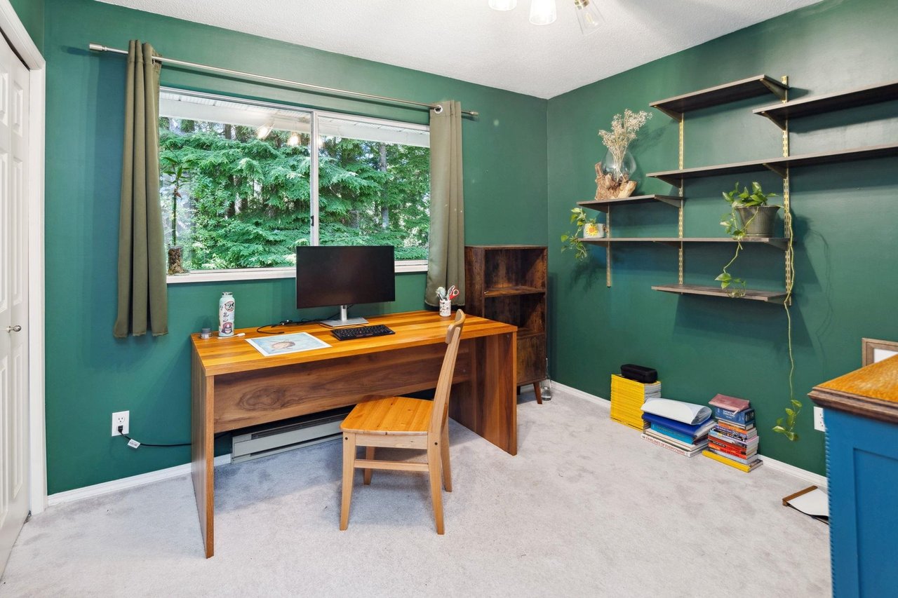 2922 Mt Seymour Pkwy