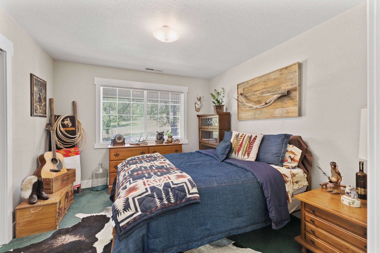 501 Shell Ln, Placerville
