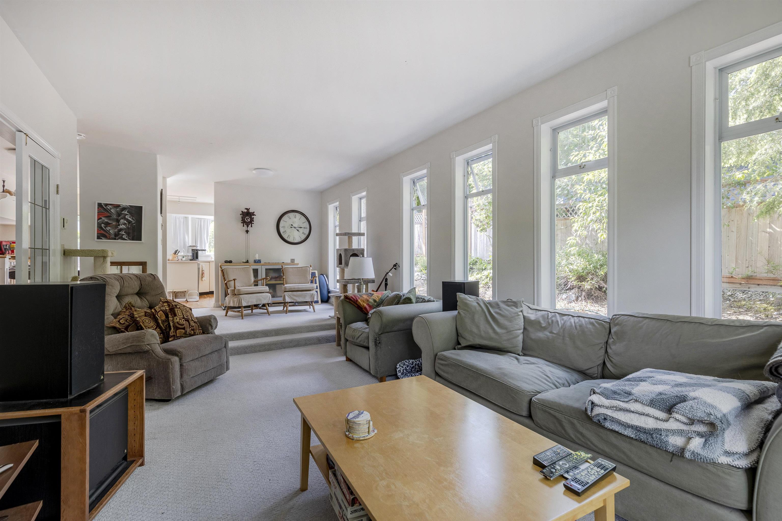 1037 Tobermory Wy