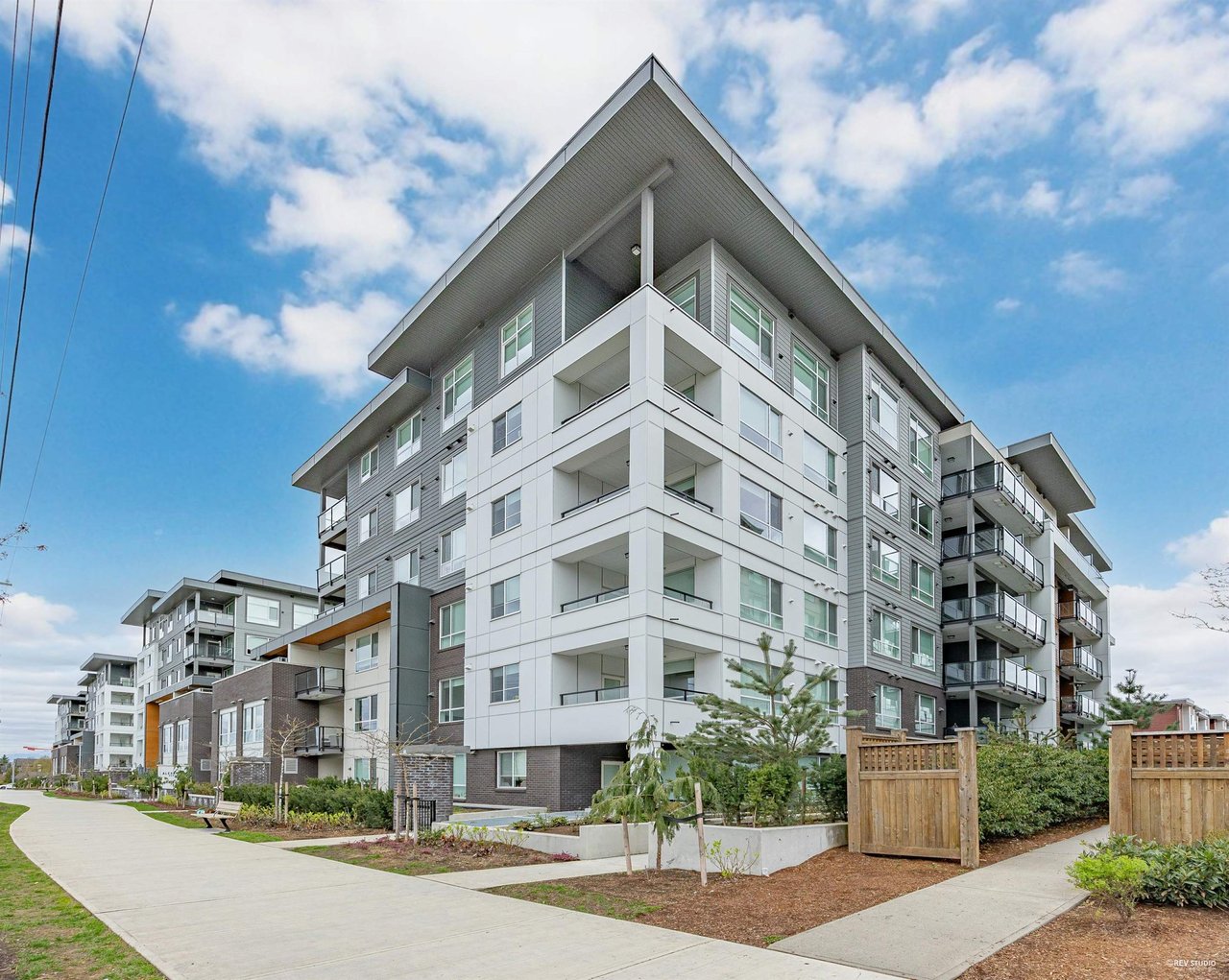 A304-20834 80 Ave