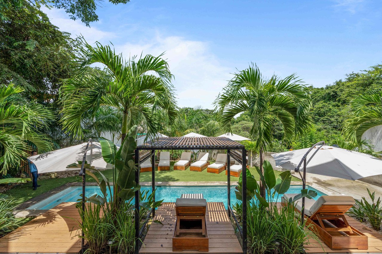 L´AVVENTURA Boutique Hotel: Discover a Prime Investment in Tamarindo!