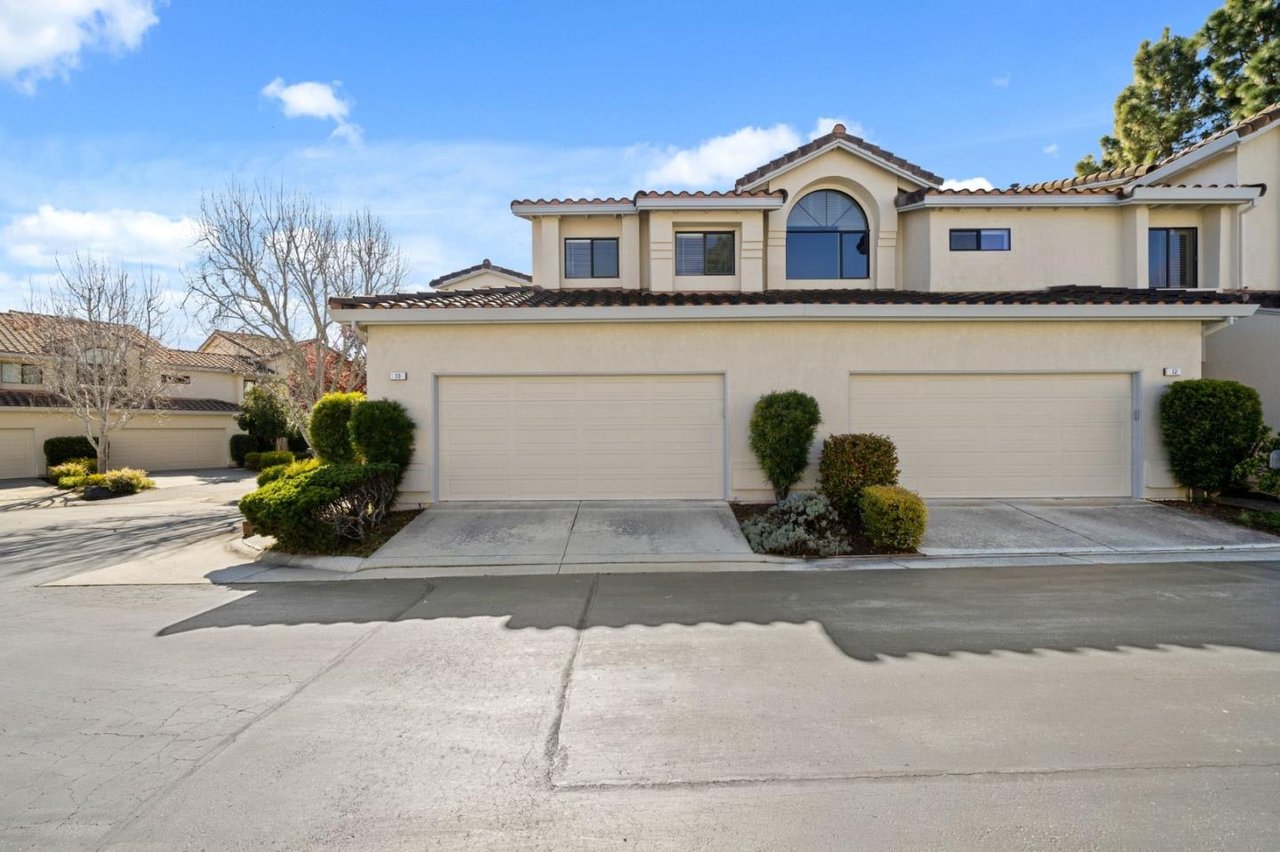 13 Tulip Ln