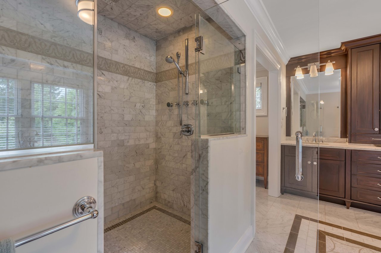 20 Van Beuren Road, Morris Township