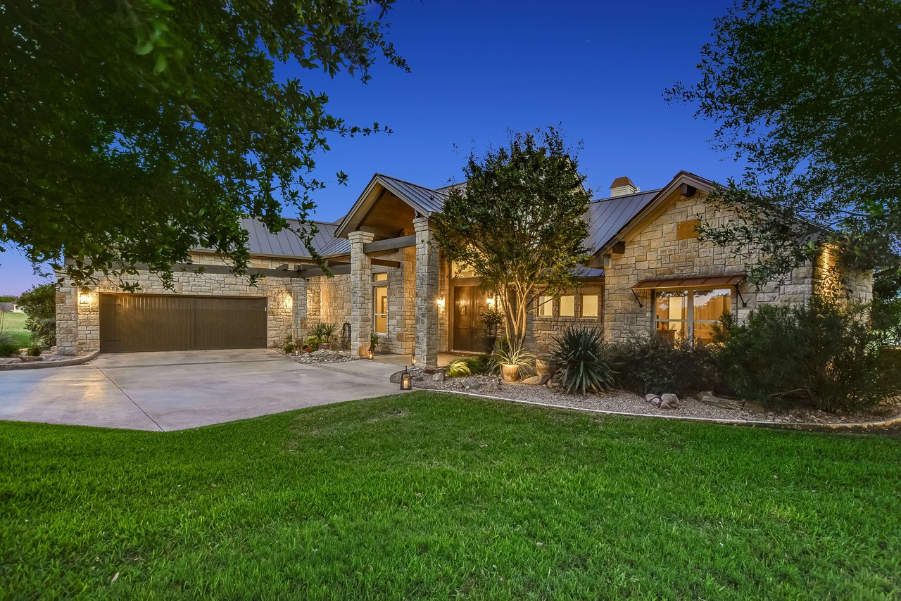 106 Meadow Bend Dr