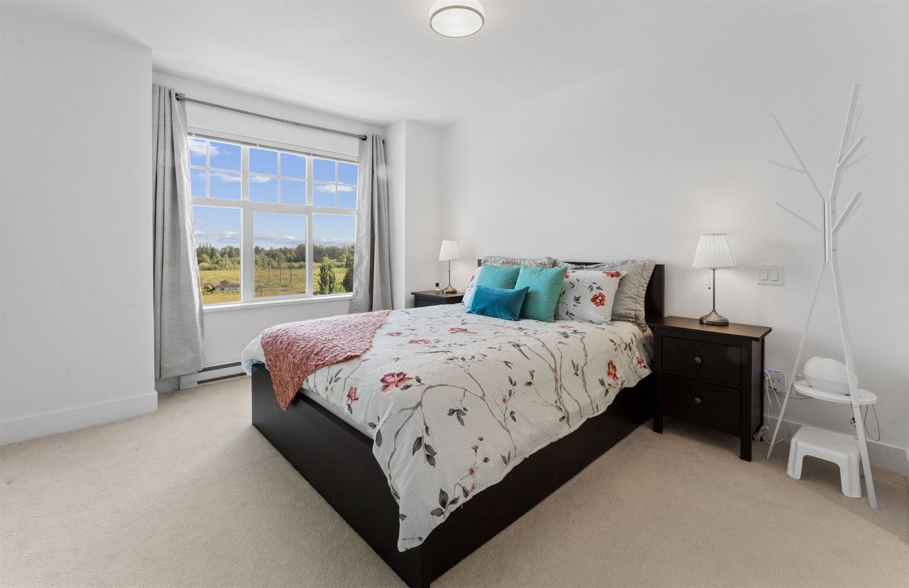 99-3552 Victoria Dr