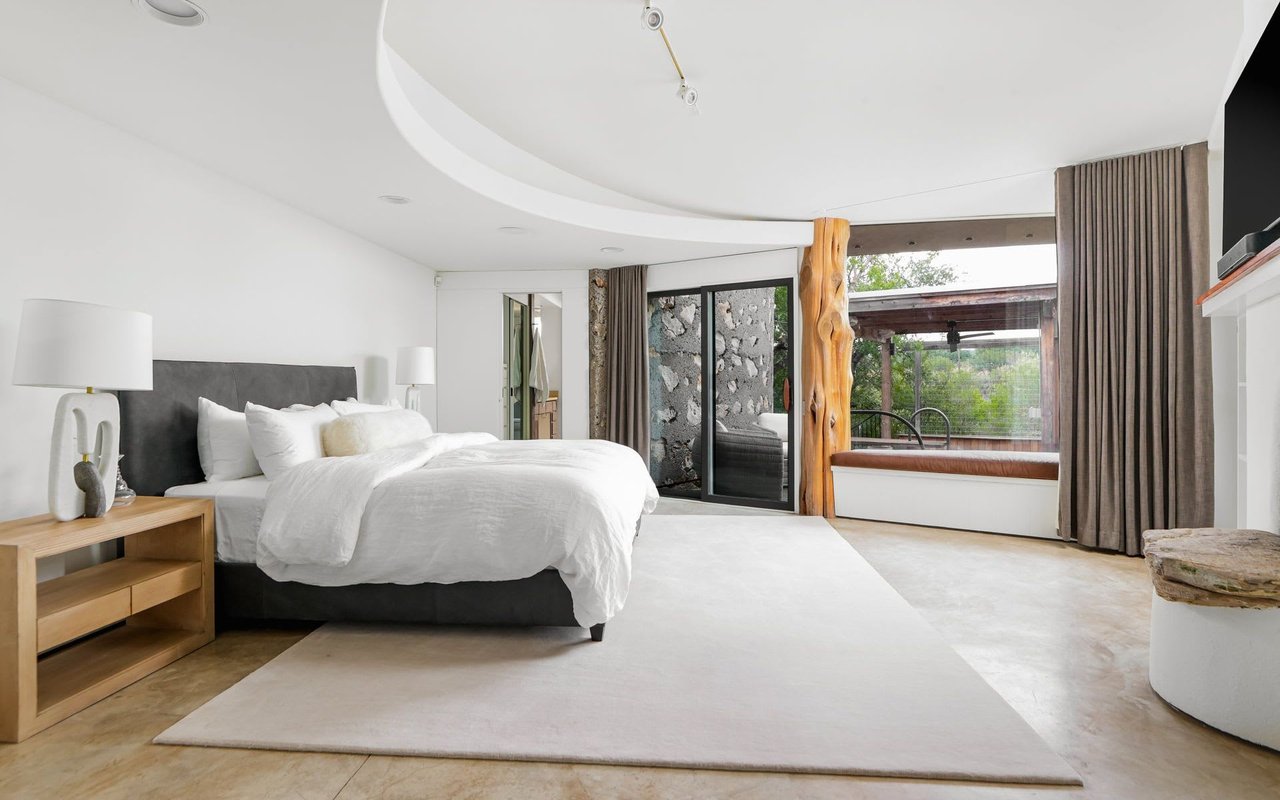 Listing Roundup - Primary Suites