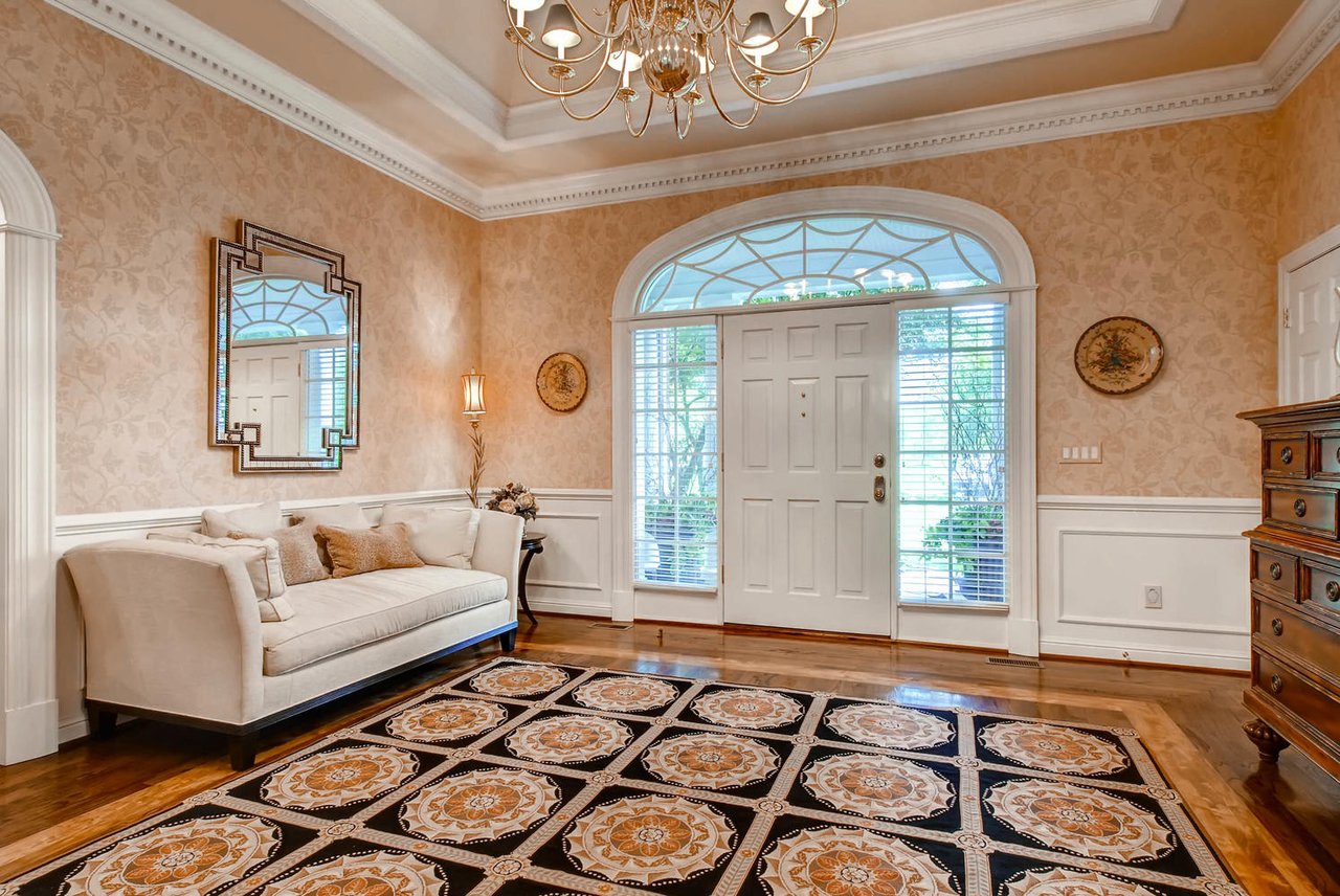 Southern Style, Reverse 2-Story Living with Pool