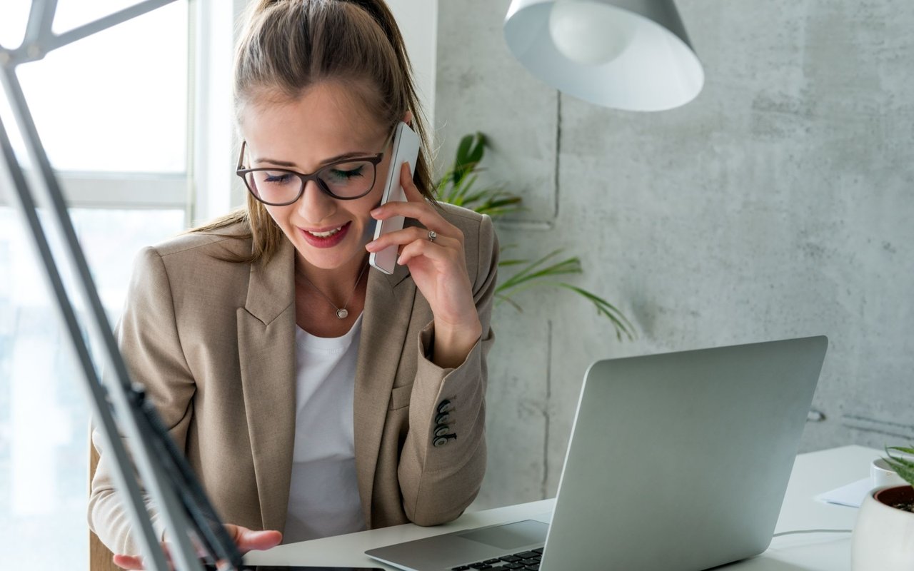 A Seller's Guide to Stress-Free Real Estate Transactions