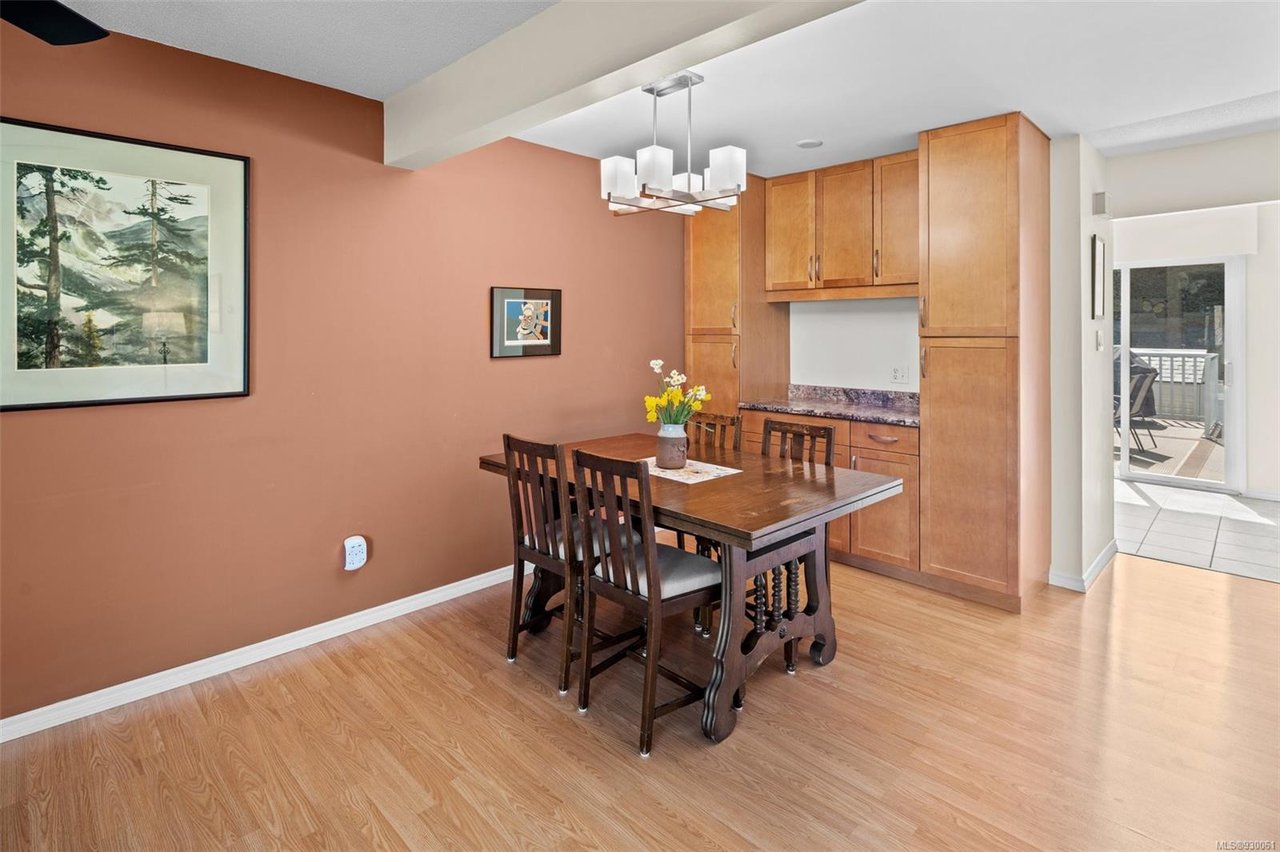 69-3987 Gordon Head Rd
