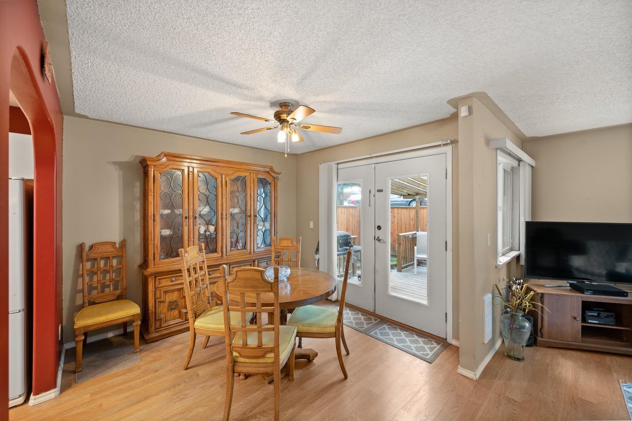 24-2830 W Bourquin Cres