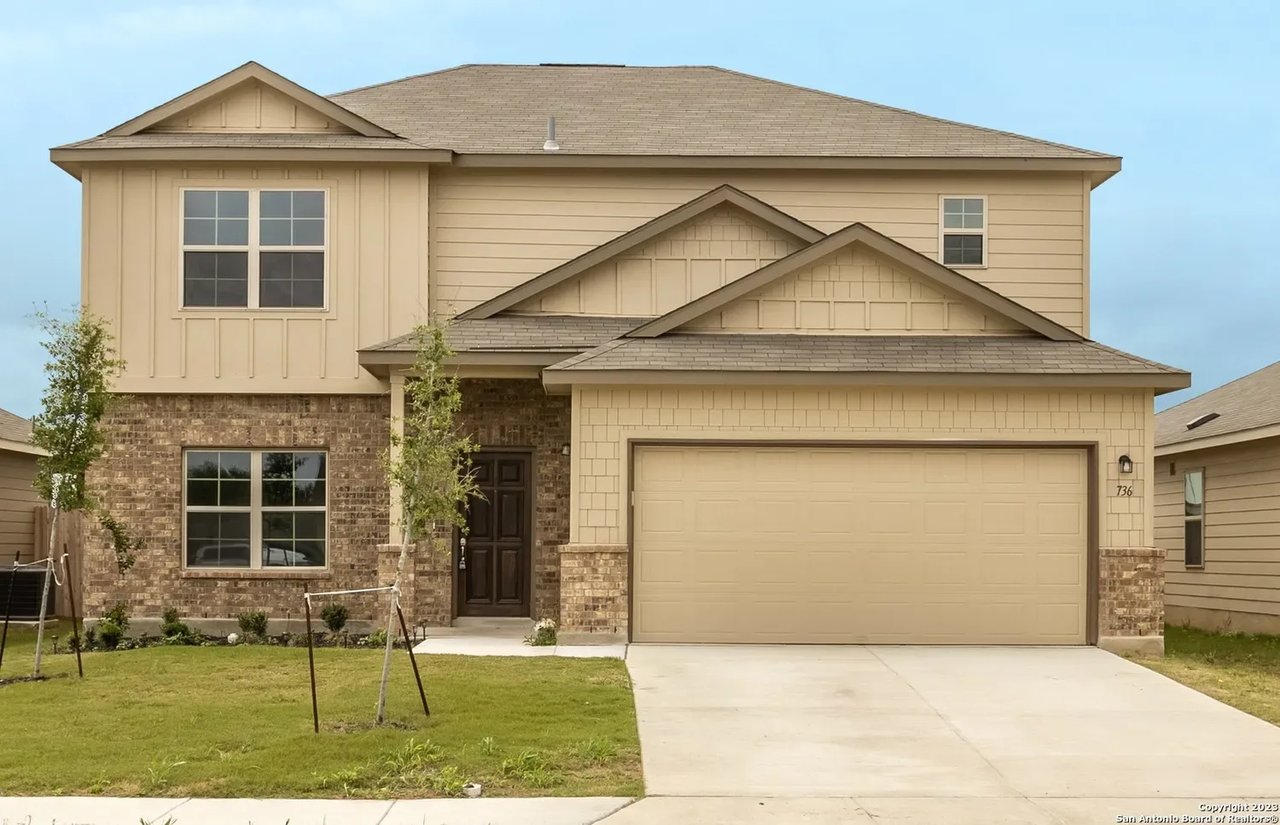 736 Stonemanor Bay