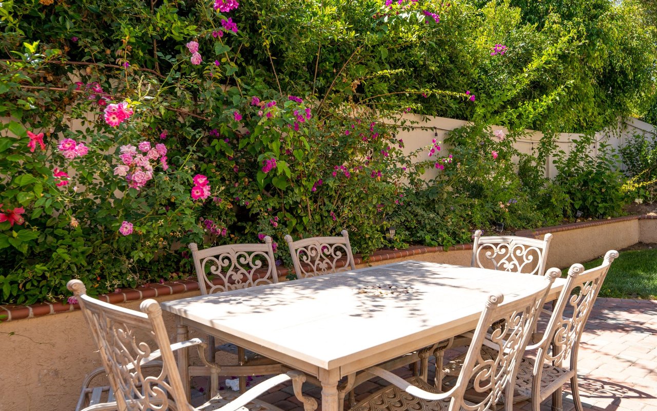 1273 Honeysuckle Avenue