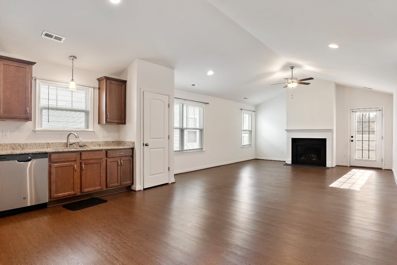 3405 Rock Creek Villa Drive