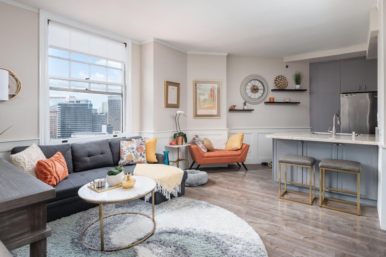 702 Ash St Unit: 601