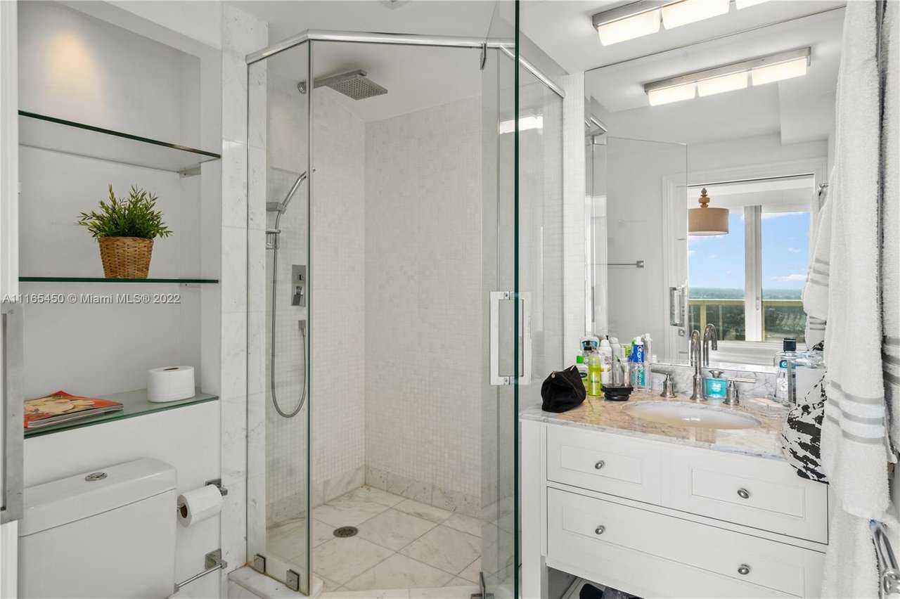 17201 Collins Ave #3708 Sunny Isles FL