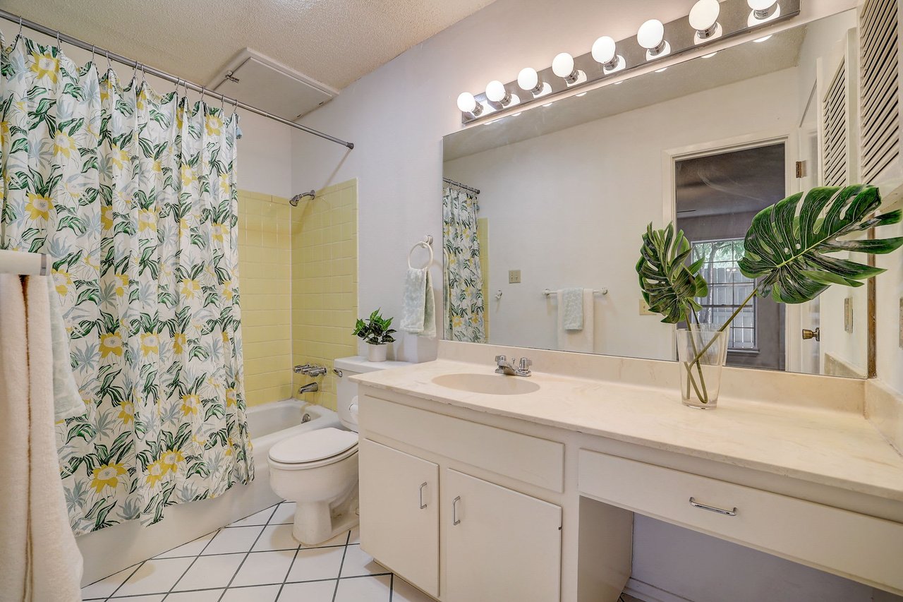 2425 Ashdale Dr #24, Austin, Texas 78757