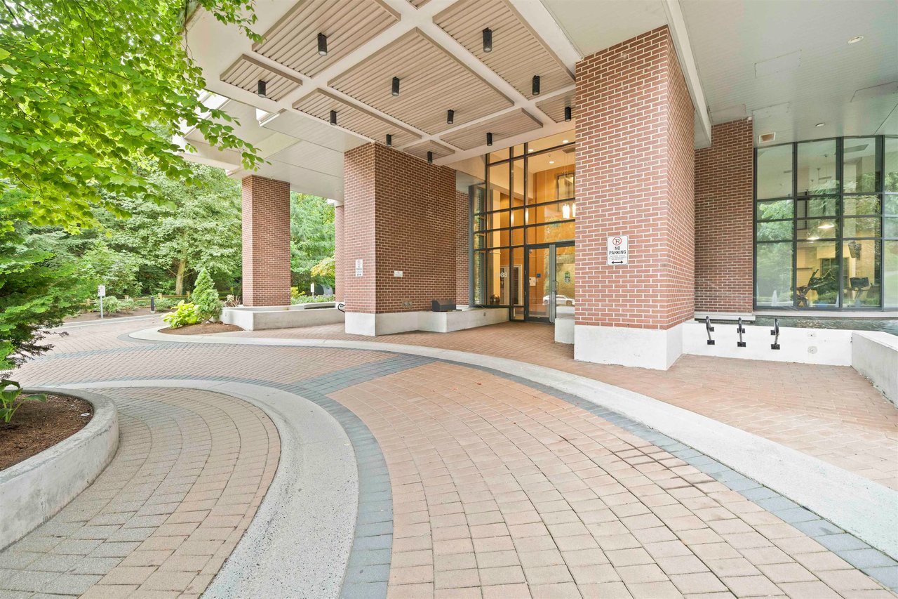 603-7088 18th Ave