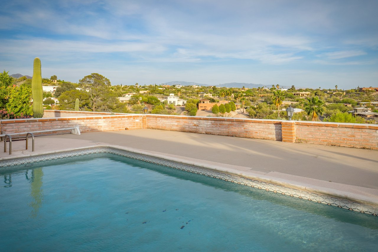 Highly Sought After Skyline Bel-Air Community
