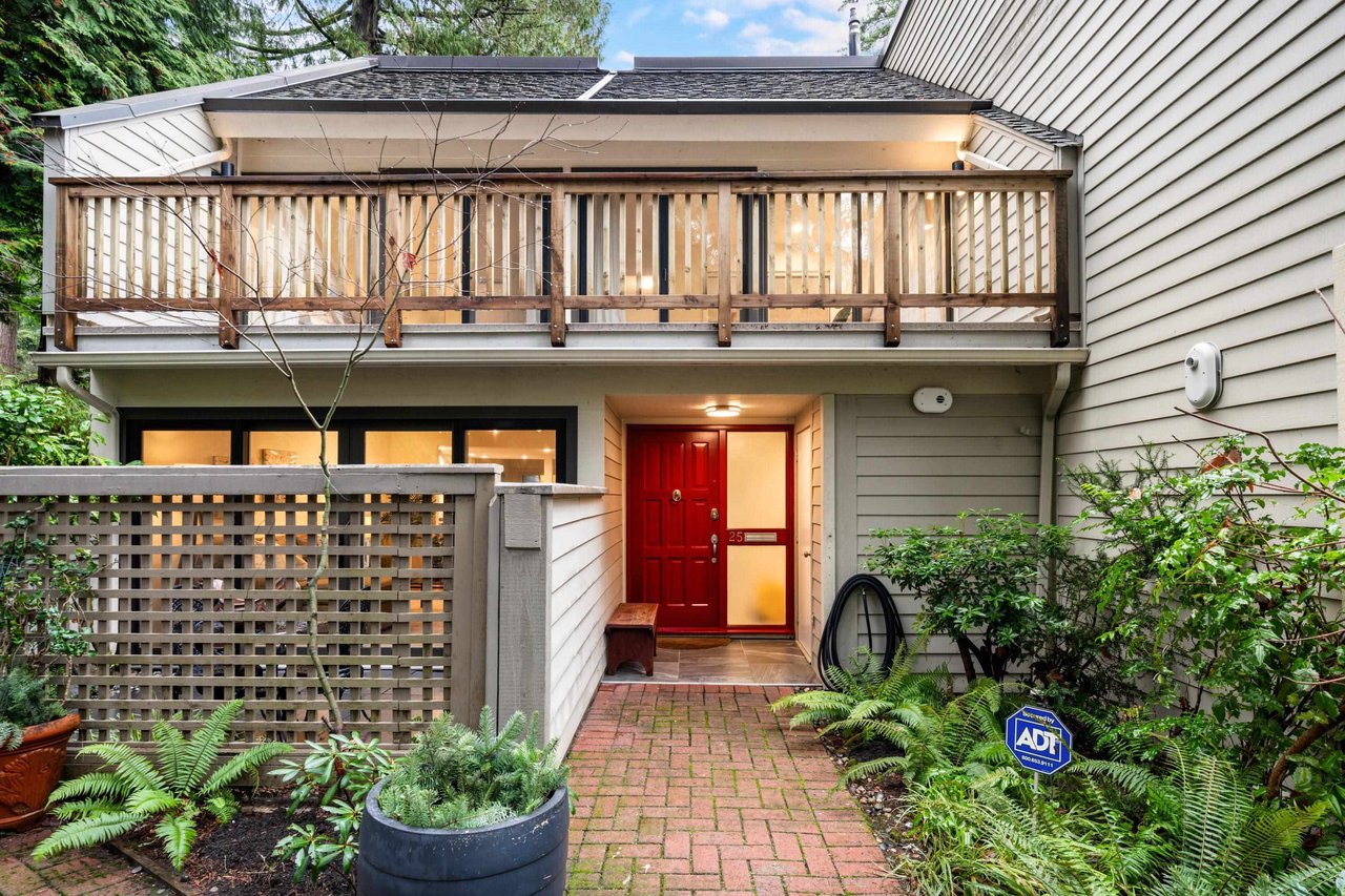 25-4957 Marine Dr