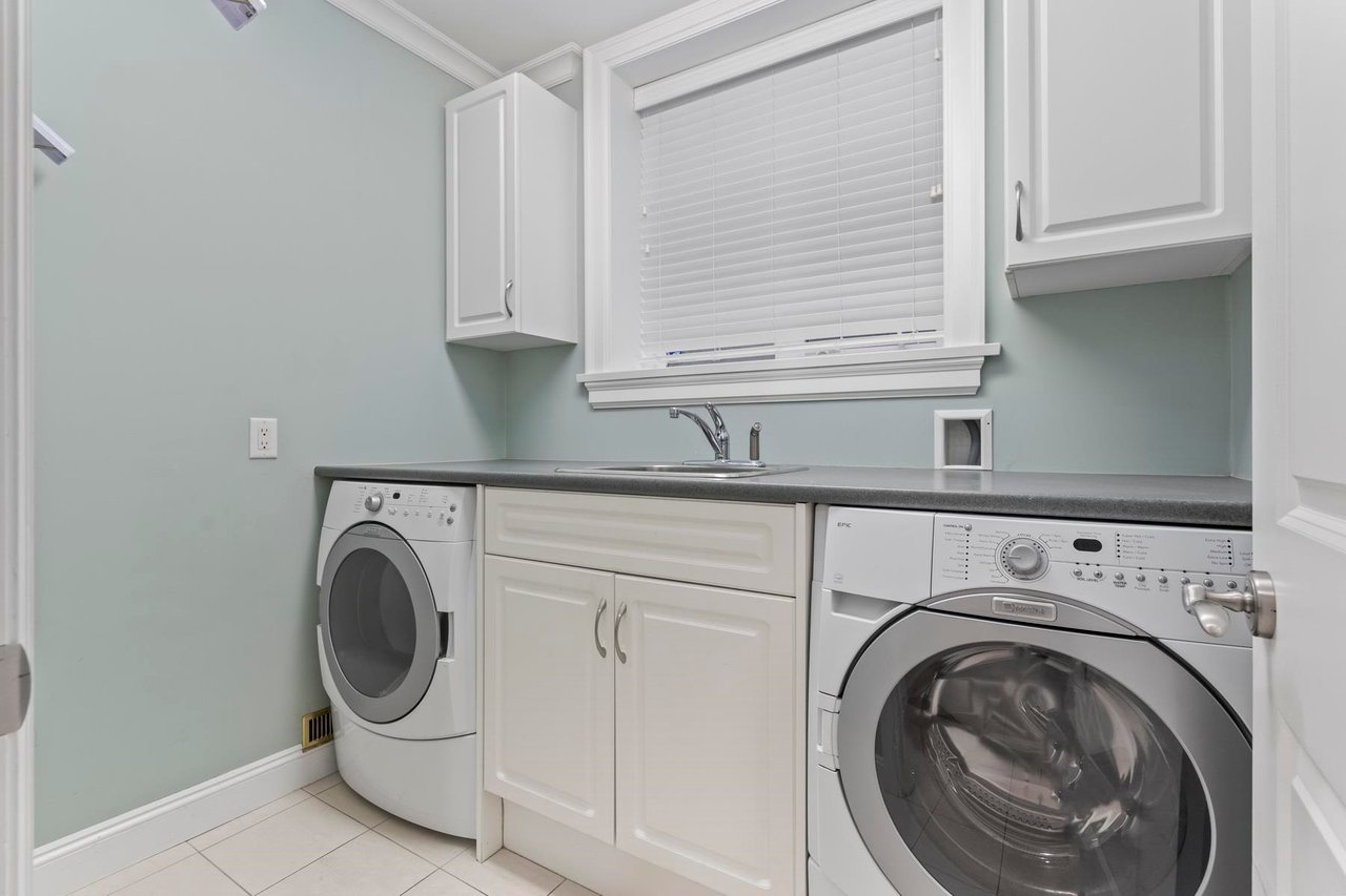 2055 W 53rd Ave