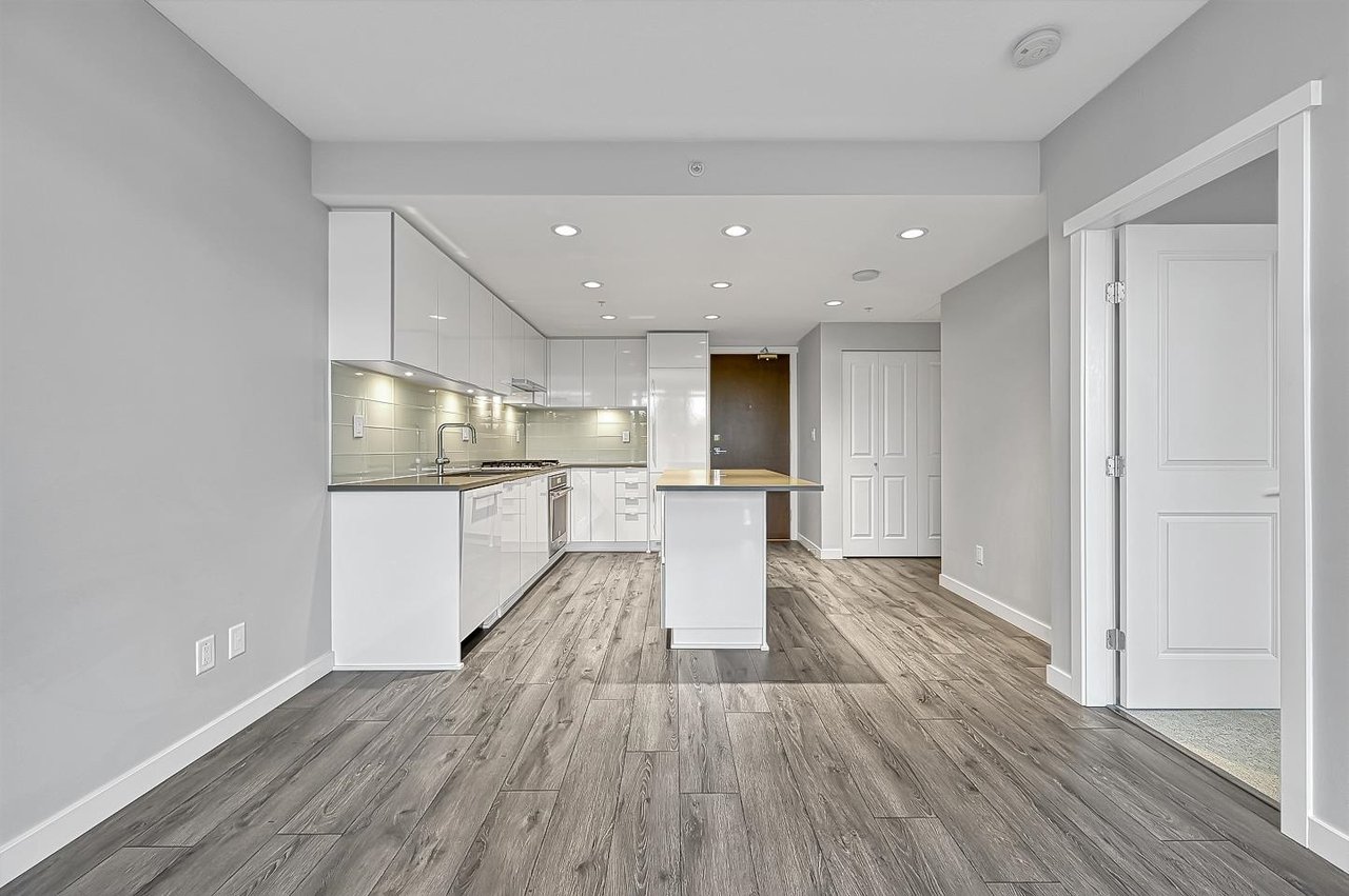 403-2388 Madison Ave