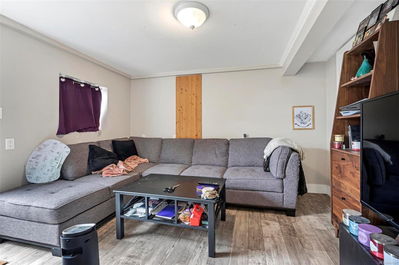 3411 Cedar Hill Rd, Saanich
