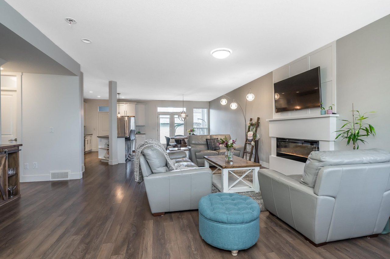 27075 35a Ave
