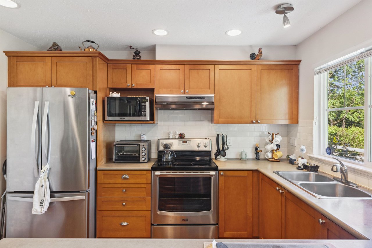 49-17097 64 Avenue, Surrey