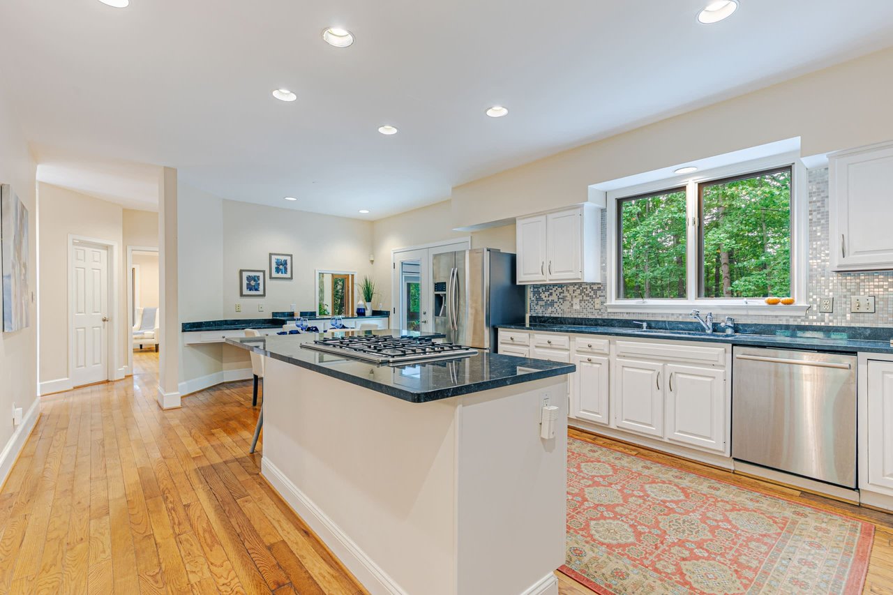 9225 Vendome Drive, Bethesda MD 20817