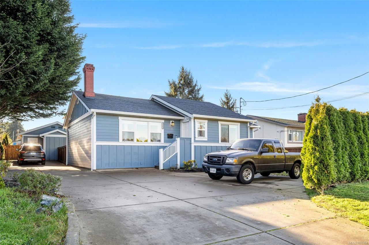 1123 Reynolds Rd, Saanich