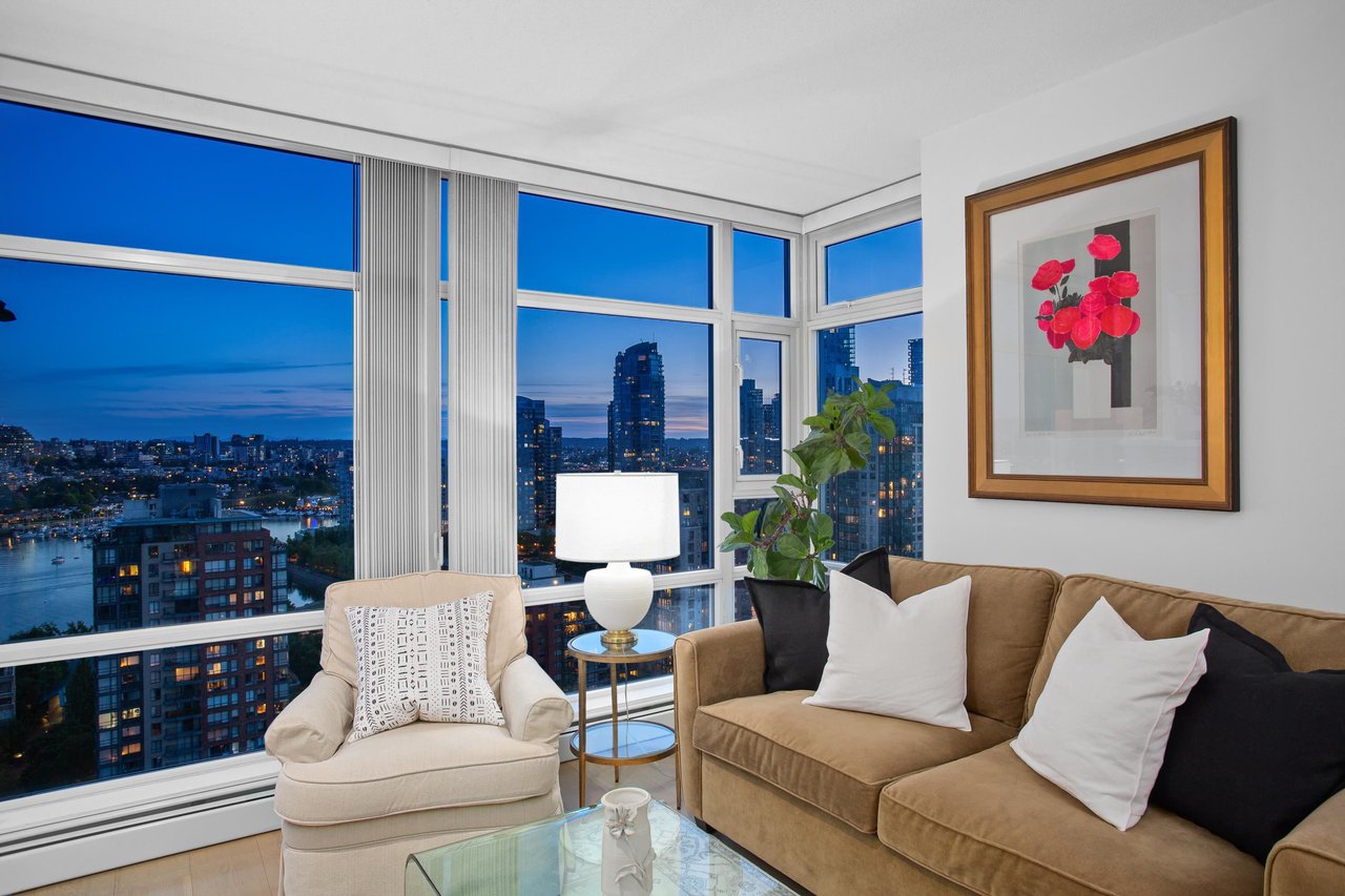 2706-1199 Marinaside Crescent, Vancouver