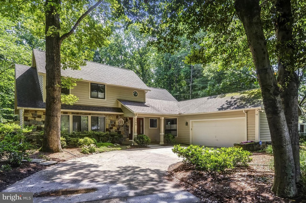 368 Broadview Ln