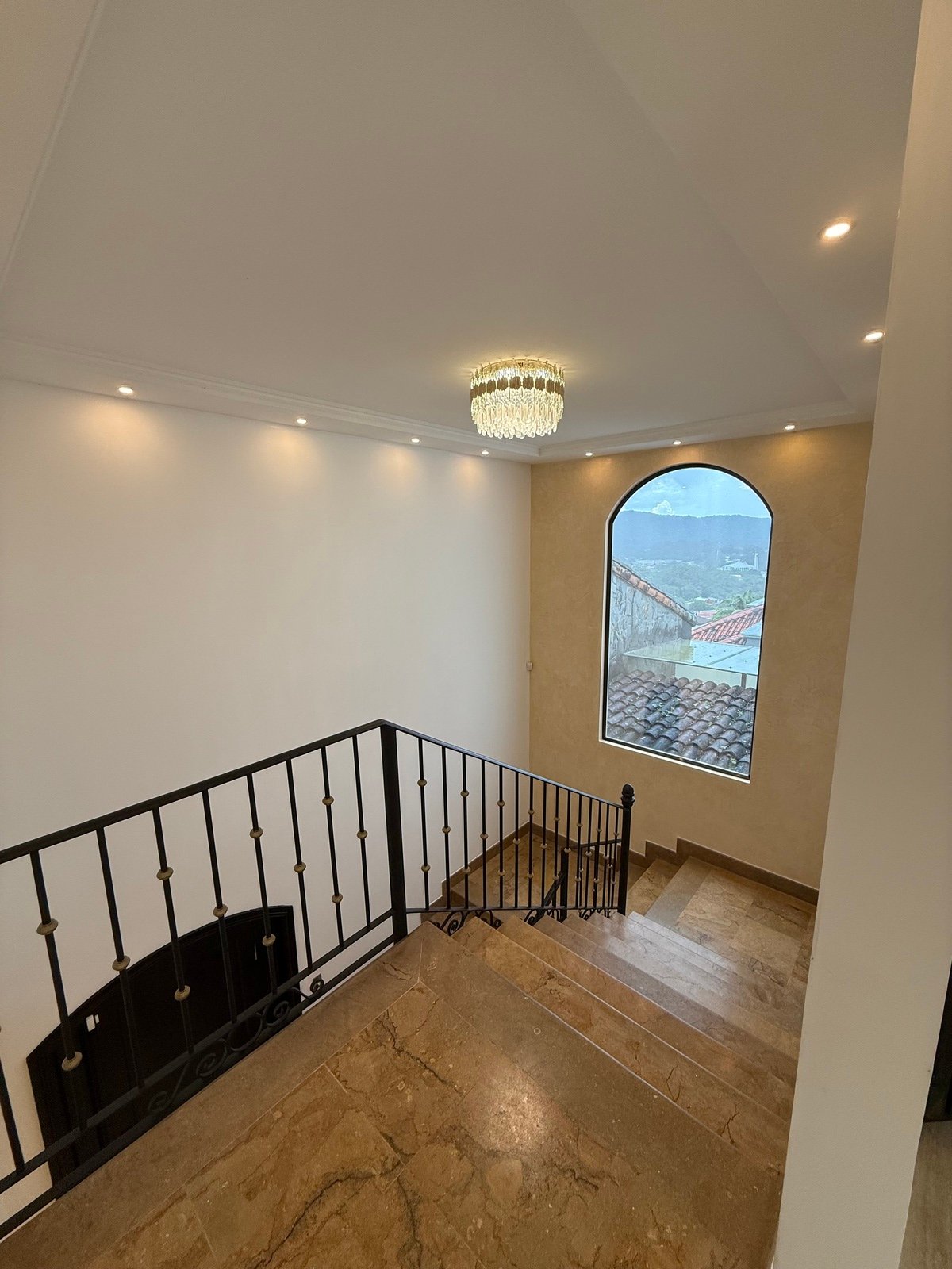 Grand View Luxury Home, Ciudad Colon, San Jose