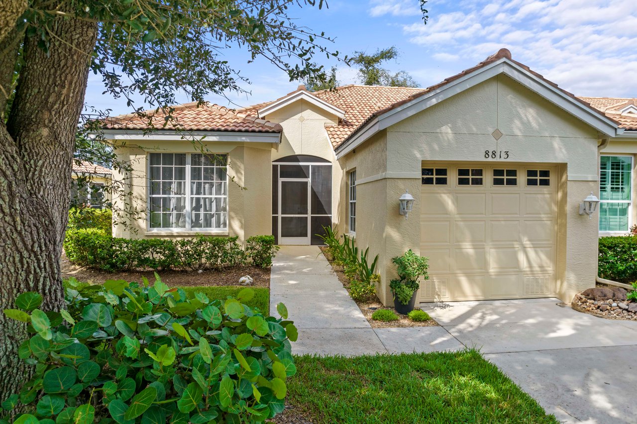 Lexington Carriage Home , 8813 Stockbridge Drive Fort Myers FL