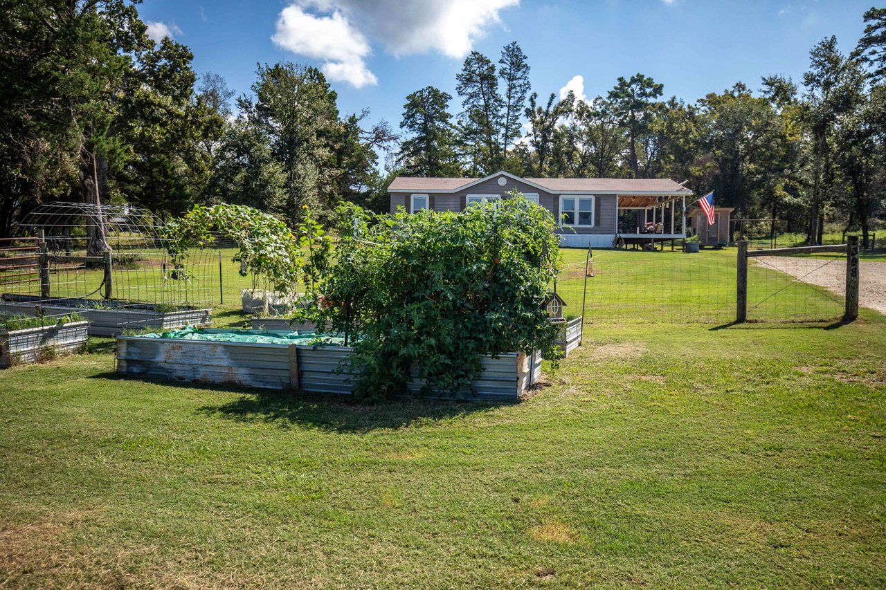 Little Brushy Creek Hideaway