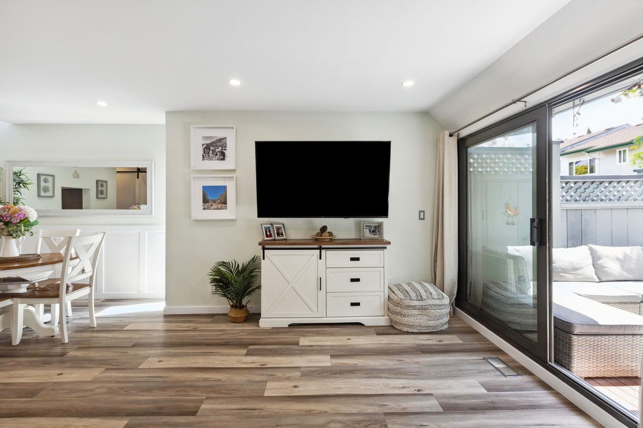 17-225 W 14th St
