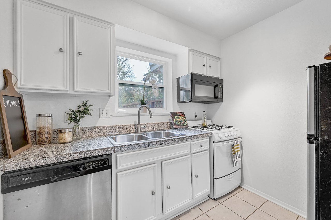 2021 Bluebonnet Ln #106, Austin, TX 78704
