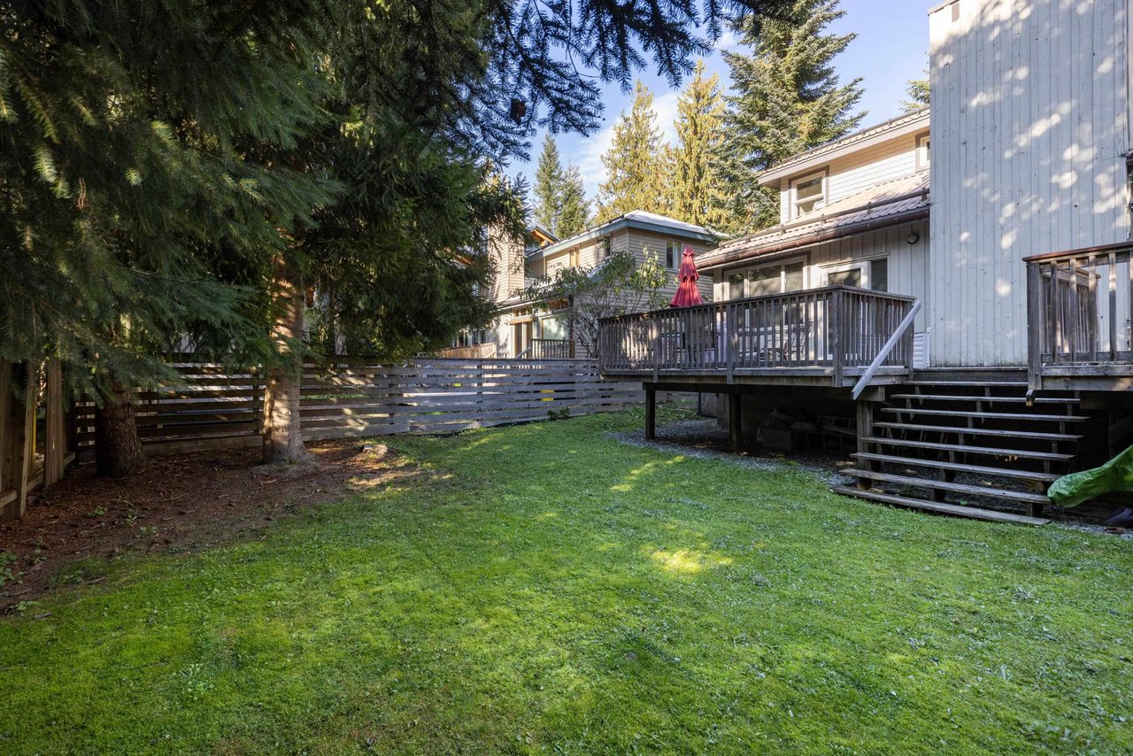 2064 Chamonix Cres