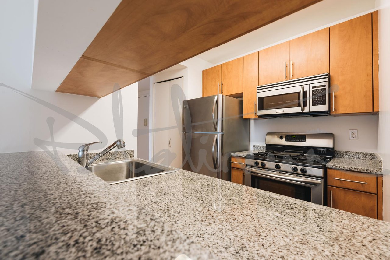 2 Gold Street, Apt 5H