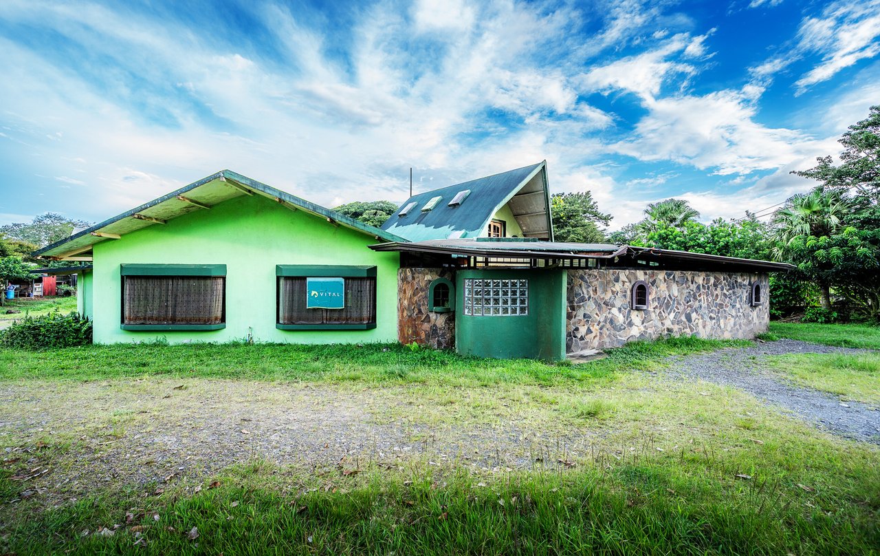 Main Road Commercial Property, Lake Arenal, Alajuela