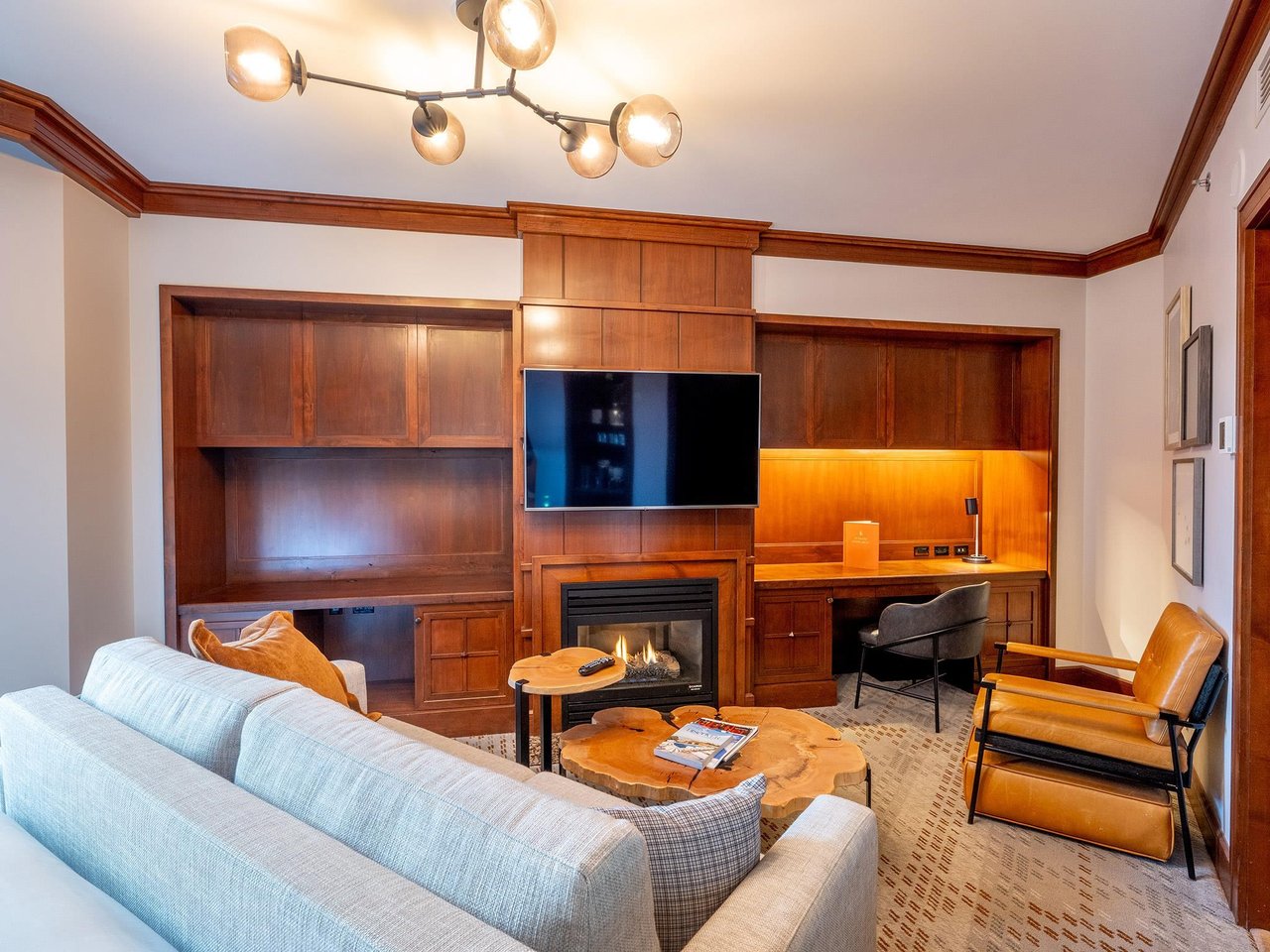 410-4591 Blackcomb Wy