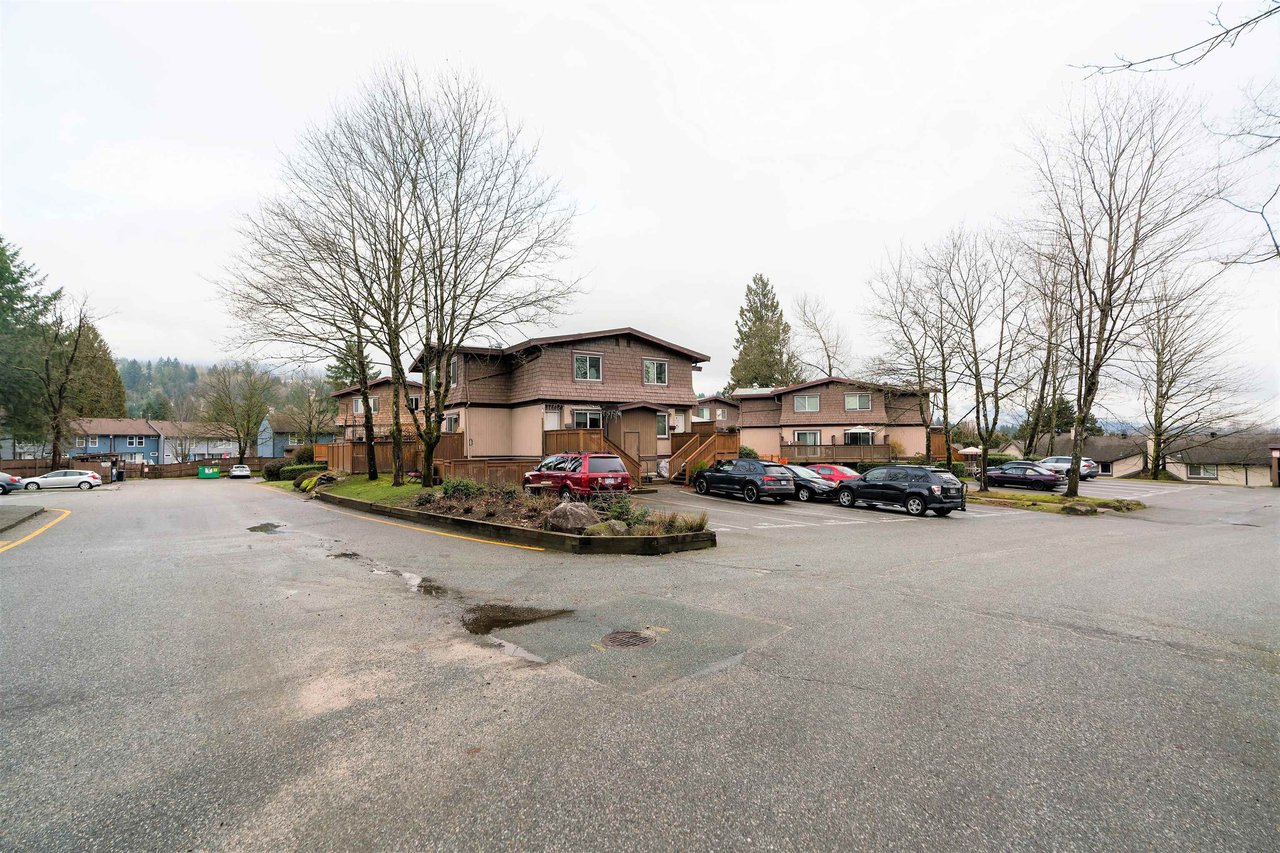 4-313 Highland Wy