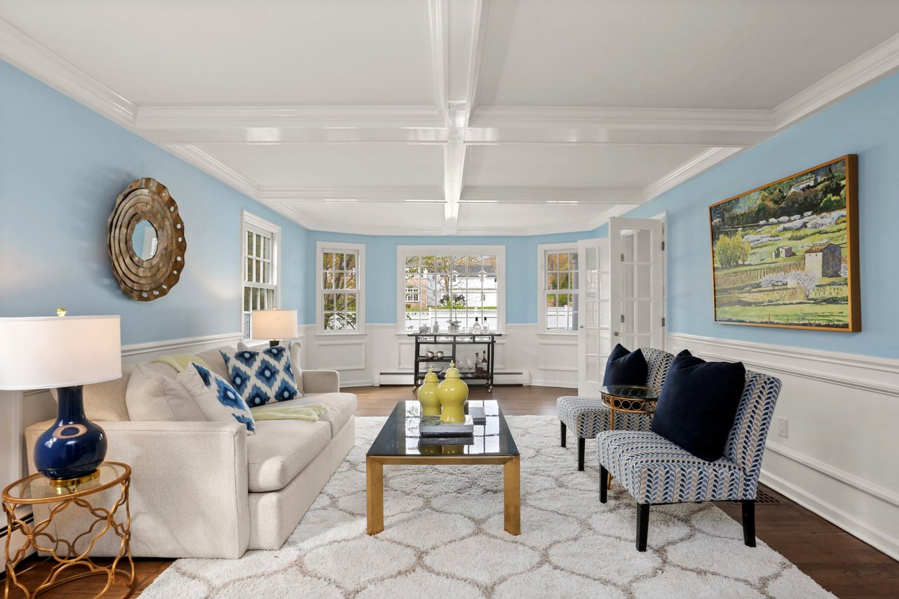 2 Pequot Drive