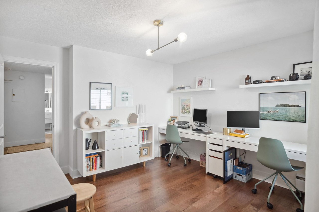 202-1750 W 10th Ave