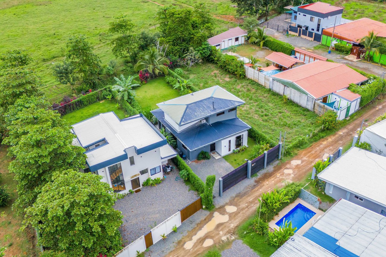 A 3-bedroom home – literally bordering Marino Ballena National Park – but mere steps away from cafes, restaurants, and amenities of the tourist mecca Uvita!