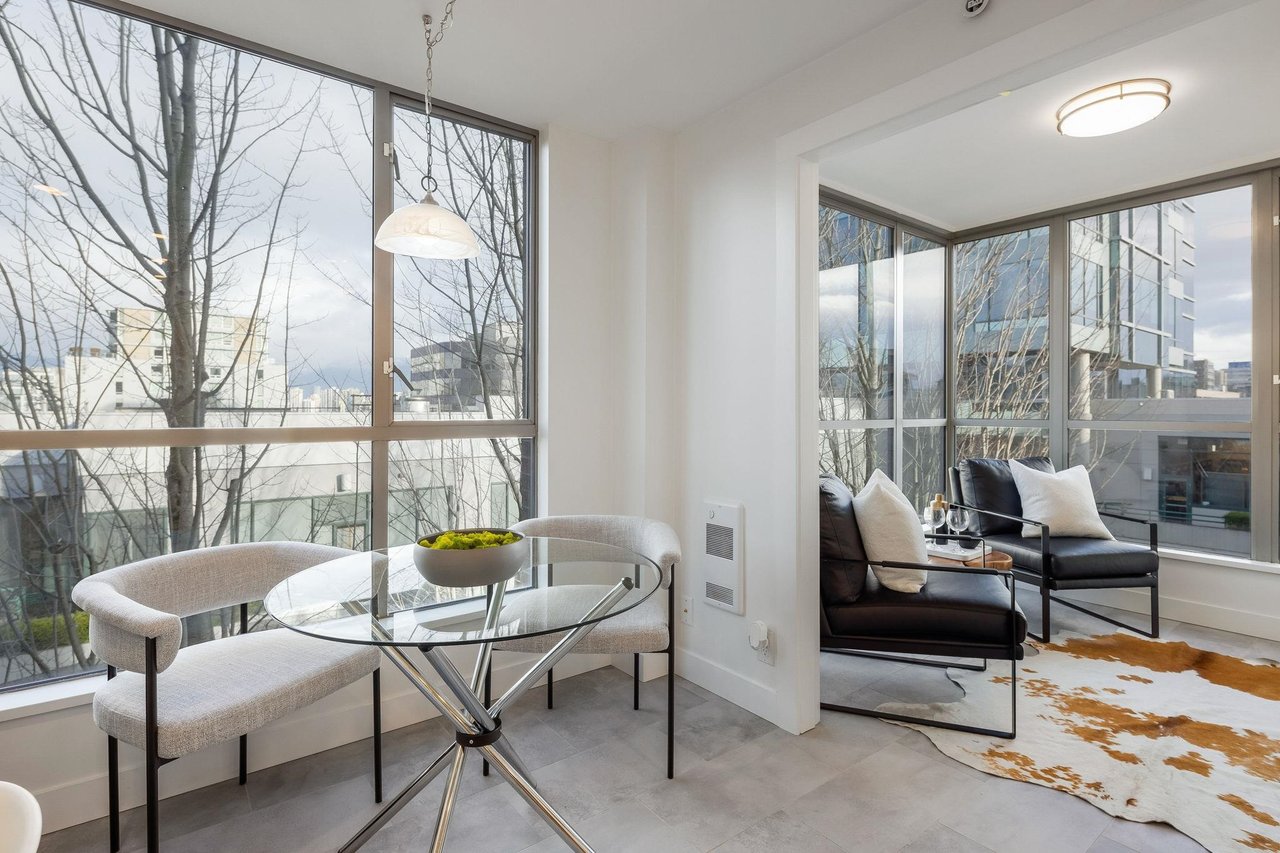 406-1575 W 10th Ave