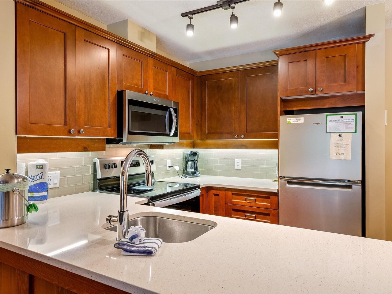 103G2-4653 Blackcomb Wy