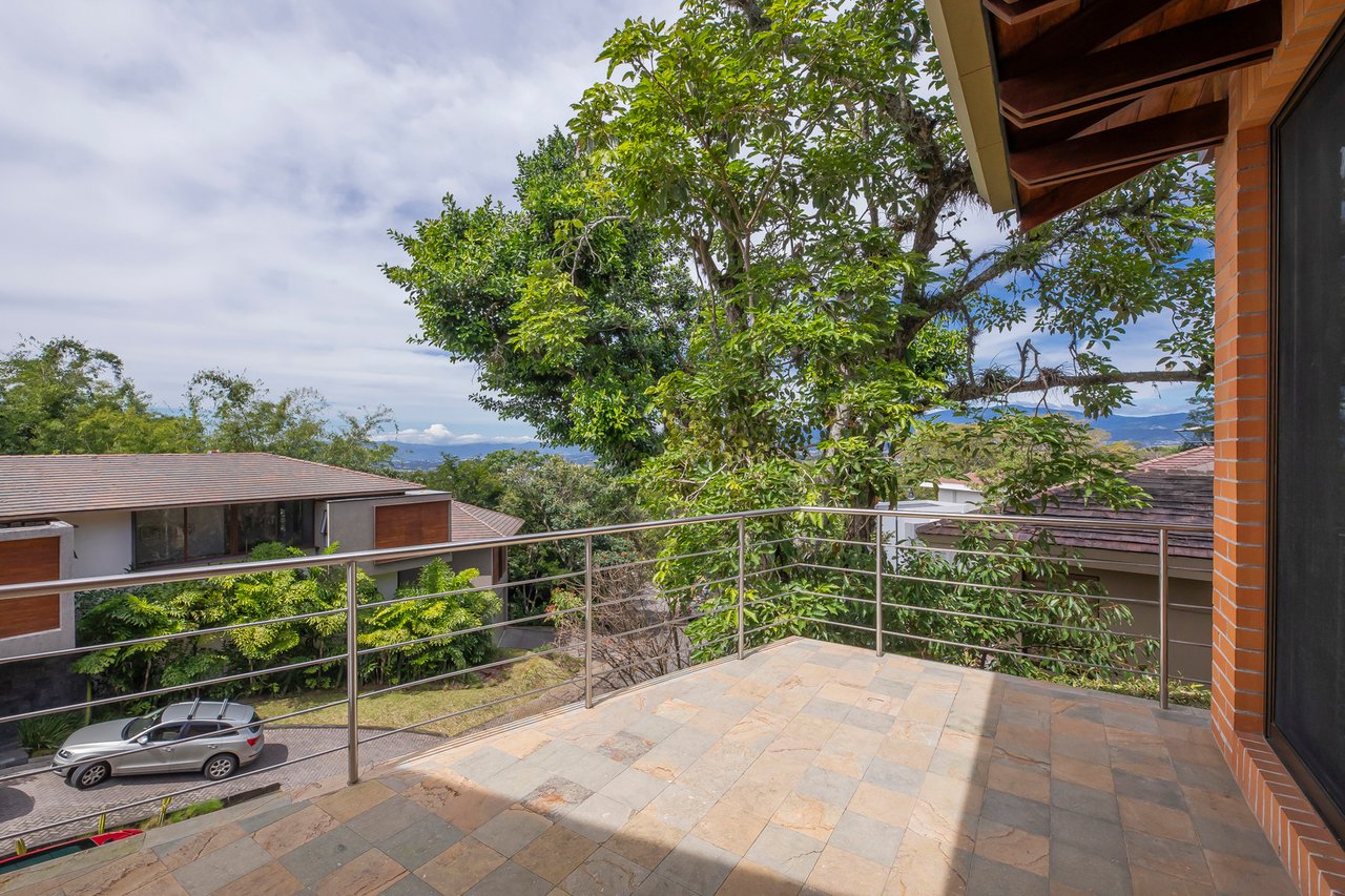 Terrace View Colonial Home, Escazu, San Jose