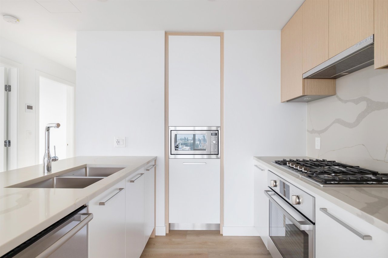 3305-567 Clarke Rd