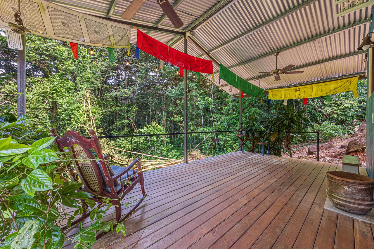 Tropical Hideaway – 7 Acres of Secluded Riverfront with a 3-Bedroom Home